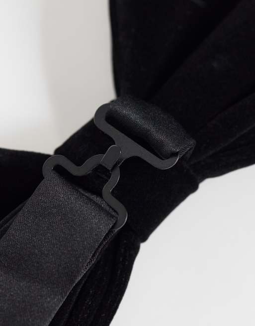 River Island velvet bow tie in black , 2 of 3