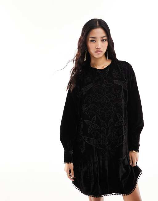 Thawing embroidery camisole dress (Black柄デザインレース