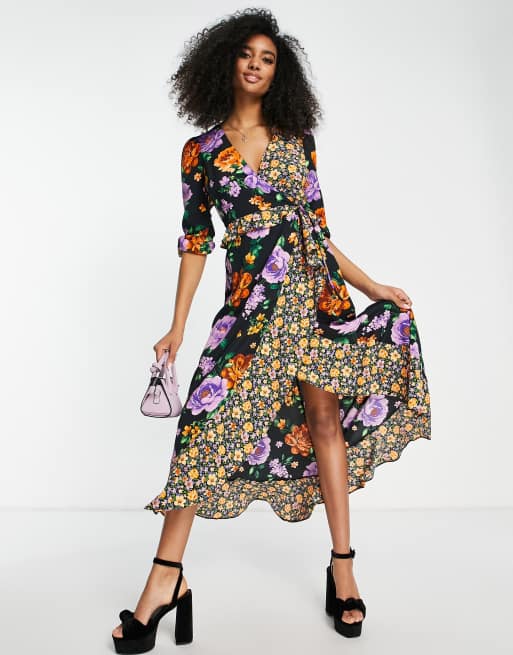 River Island - Vestito midi avvolgente nero a fiori misti