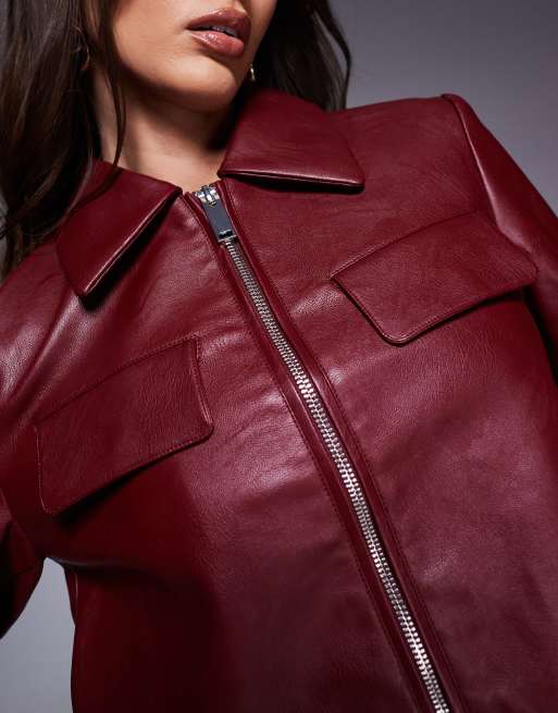 River Island – Vinröd bomberjacka i PU och kort design , 2 av 4