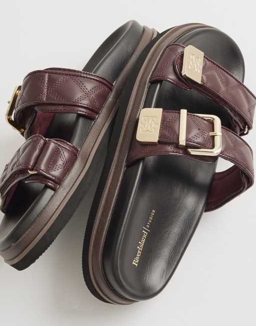 River Island – Vinröda, quiltade sandaler med dubbla remmar och formad sula  , 2 av 4