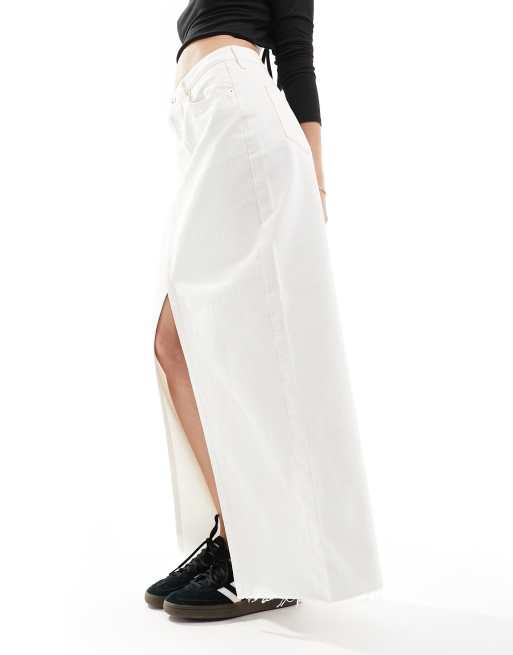 River Island – Vit maxikjol med slits framtill