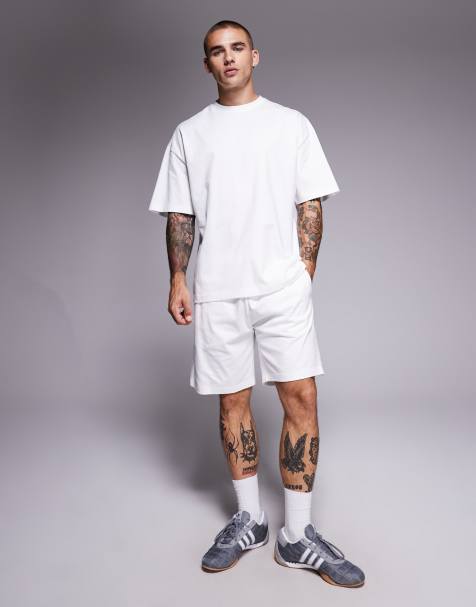 River Island – Vitt set i jersey med t-shirt och shorts - view 1