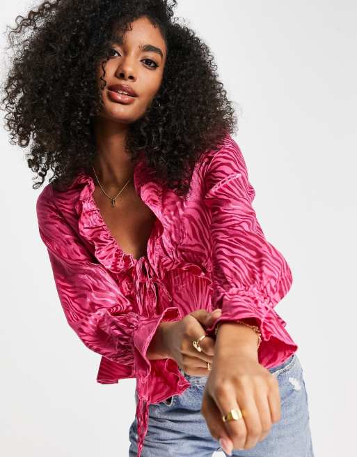 River Island – Vorne gebundene Bluse aus Jacquard-Satin in Rosa, 4 von 4