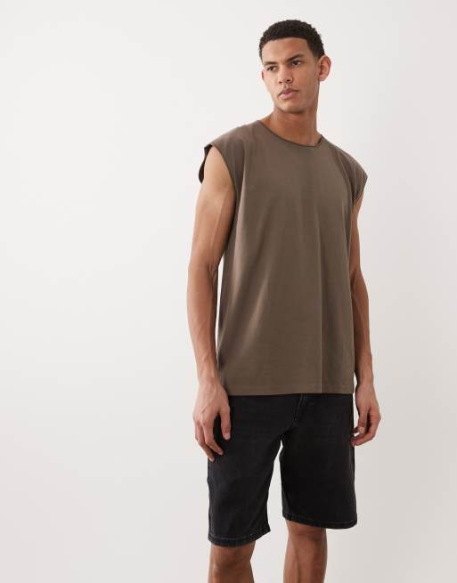 River Island washed denim short in black , 2 of 5