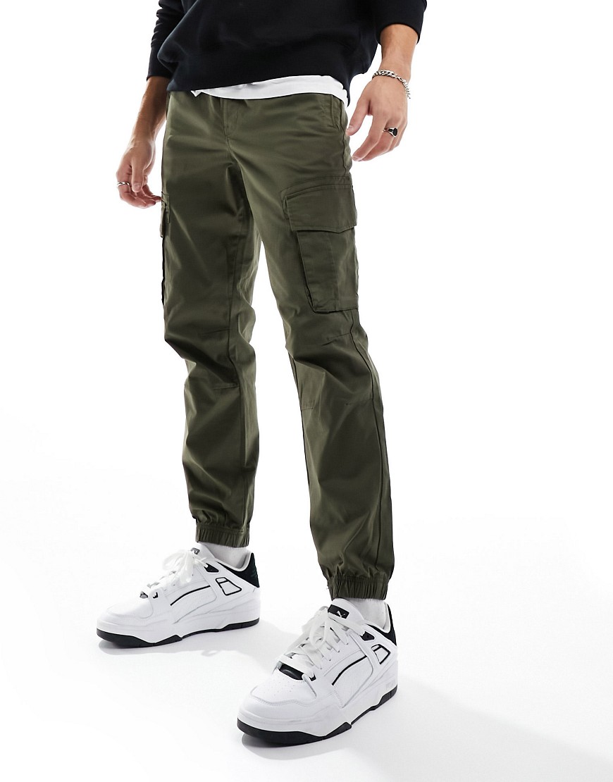 River Island Washed slim fit cargo joggers in khaki-Green