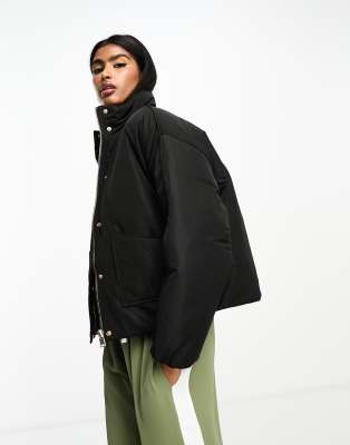 River Island - Wattierte Jacke aus PU in Schwarz