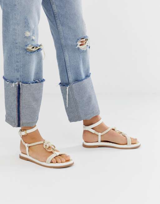 River Island – Weiße Sandalen mit Seildesign | ASOS
