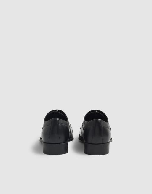 River Island Wide fit faux leather lace up shoes in black, 2 of 4