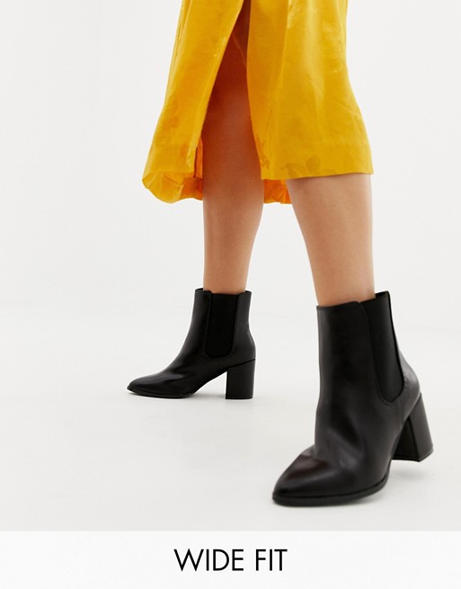 River Island wide fit heeled boots in black