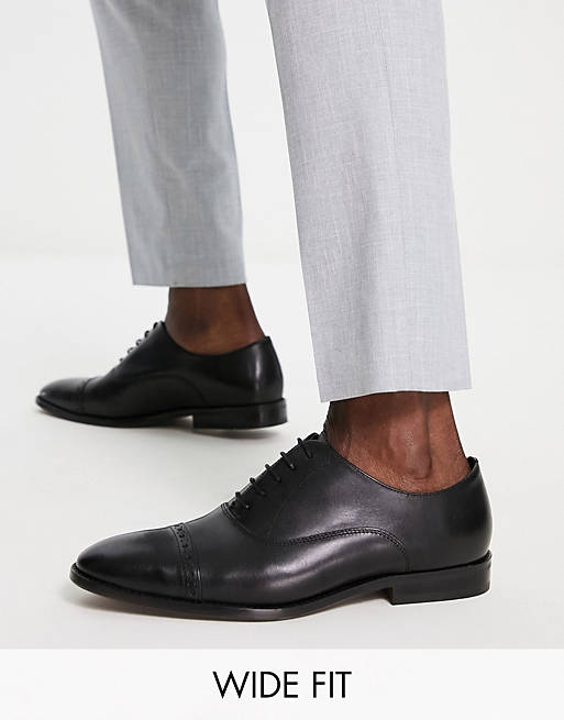 River Island wide fit leather brogue shoes in black | ASOS