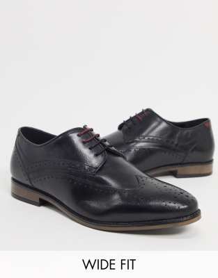 wider fit shoes mens