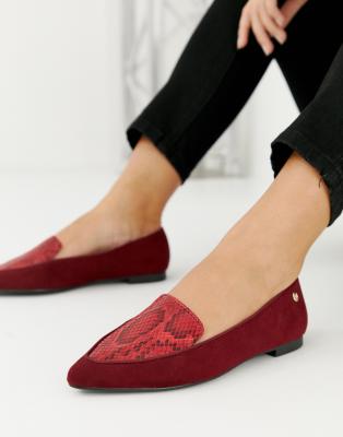 red pointed loafers