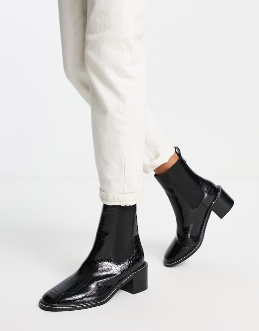 Patent heeled 2025 chelsea boots