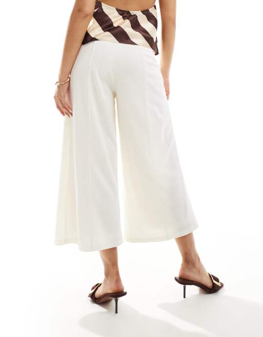 River Island wide leg culotte pants in cream, 2 of 5