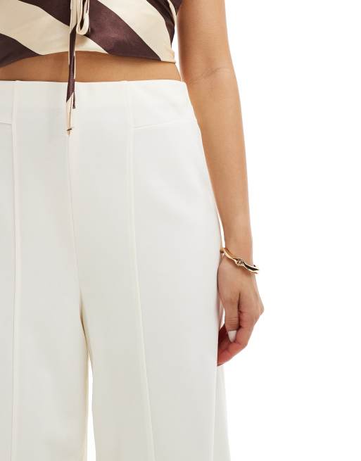 River Island wide leg culotte trousers in cream, 4 of 5