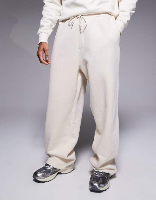 River Island wide leg essential trackies in ecru, 2 of 5