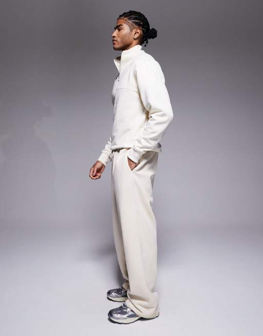 River Island wide leg essential trackies in ecru, 3 of 5