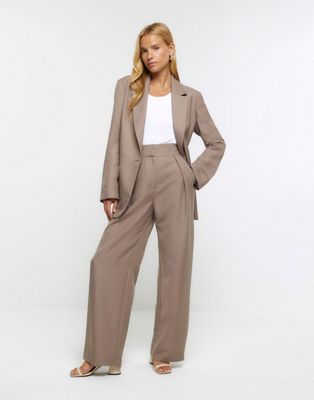 River Island Wide leg pleated trousers in brown - light - ASOS Price Checker
