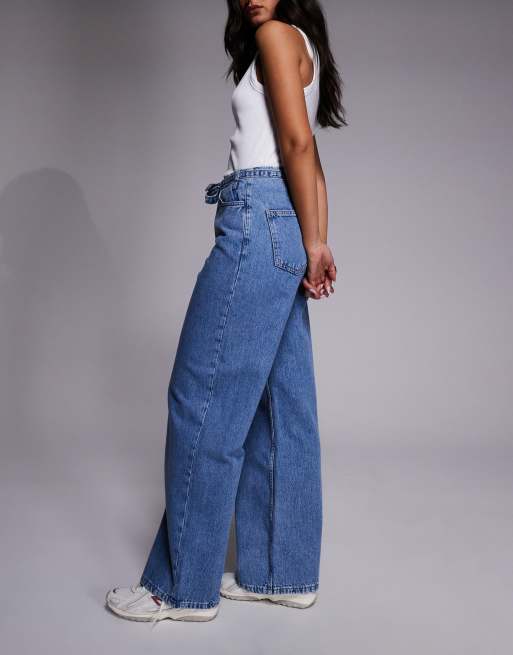 River Island wide leg tie front jeans in mid denim, 2 of 5