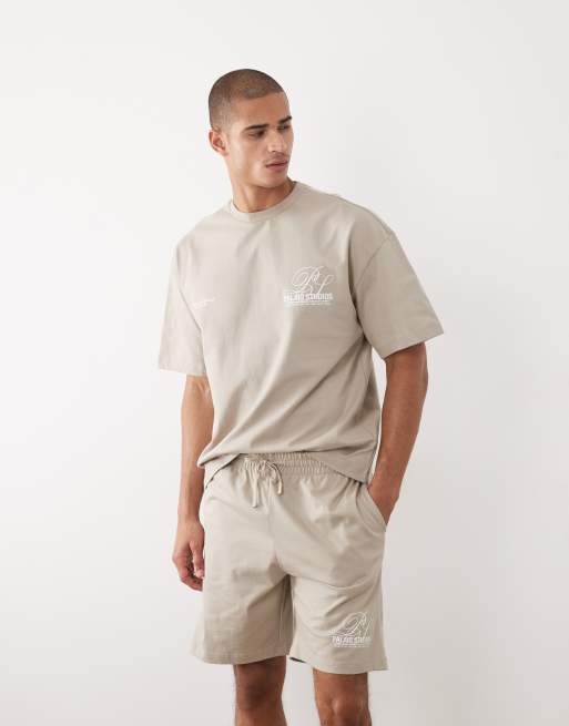 River Island word detail boxy oversized t-shirt and shorts set in stone, 3 of 5