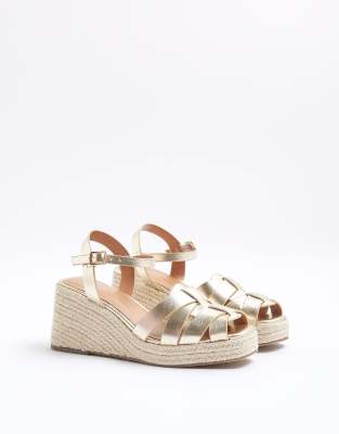  Woven wedge sandals 