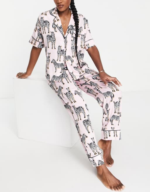 Inconsistent Verkeerd Arthur Conan Doyle River Island zebra print pajama set with matching scrunchie in pink | ASOS