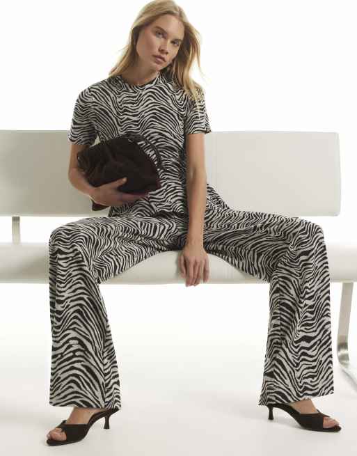 River Island Zebra print wide leg joggers in brown, 2 of 4