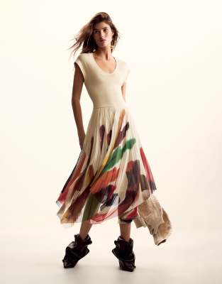 Robe décontractée créée par mr. Christian Lacroix au coloris noir-Blanc XL