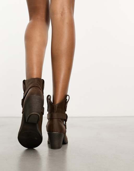 Rocket dog store suede ankle boots