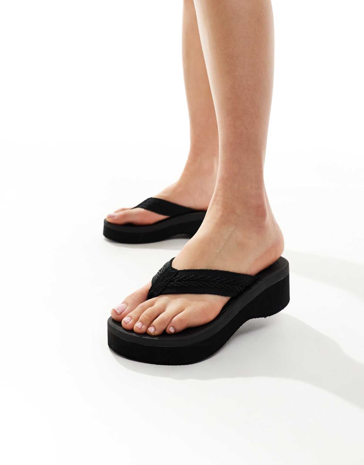 Rocketdog Tizzy webbing sandal in black