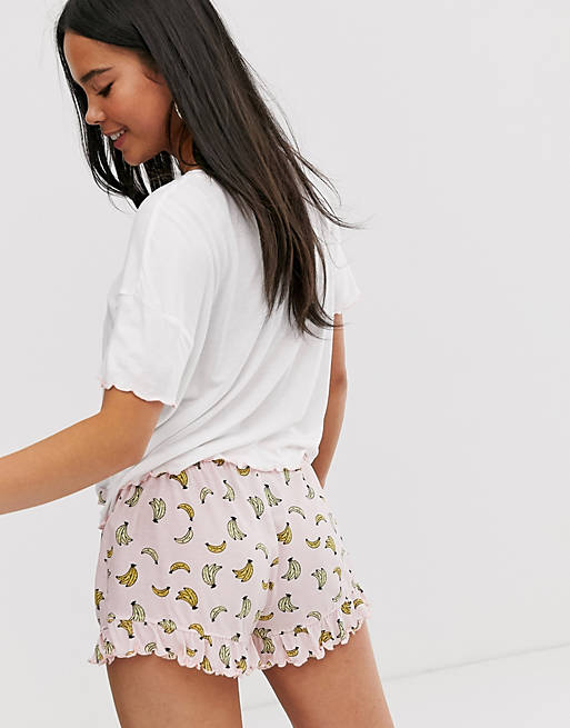Melbourne revolution Ved daggry Rosa pyjamassæt med korte shorts med banan-print fra New Look | ASOS