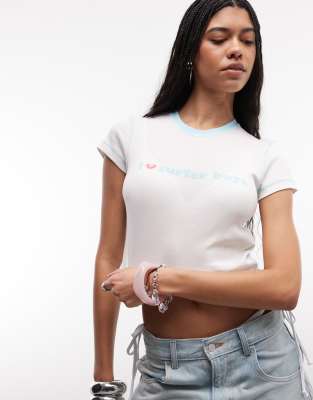 Knapp geschnittenes T-Shirt in Weiß mit „Surfer Boy"-Print Weiß M