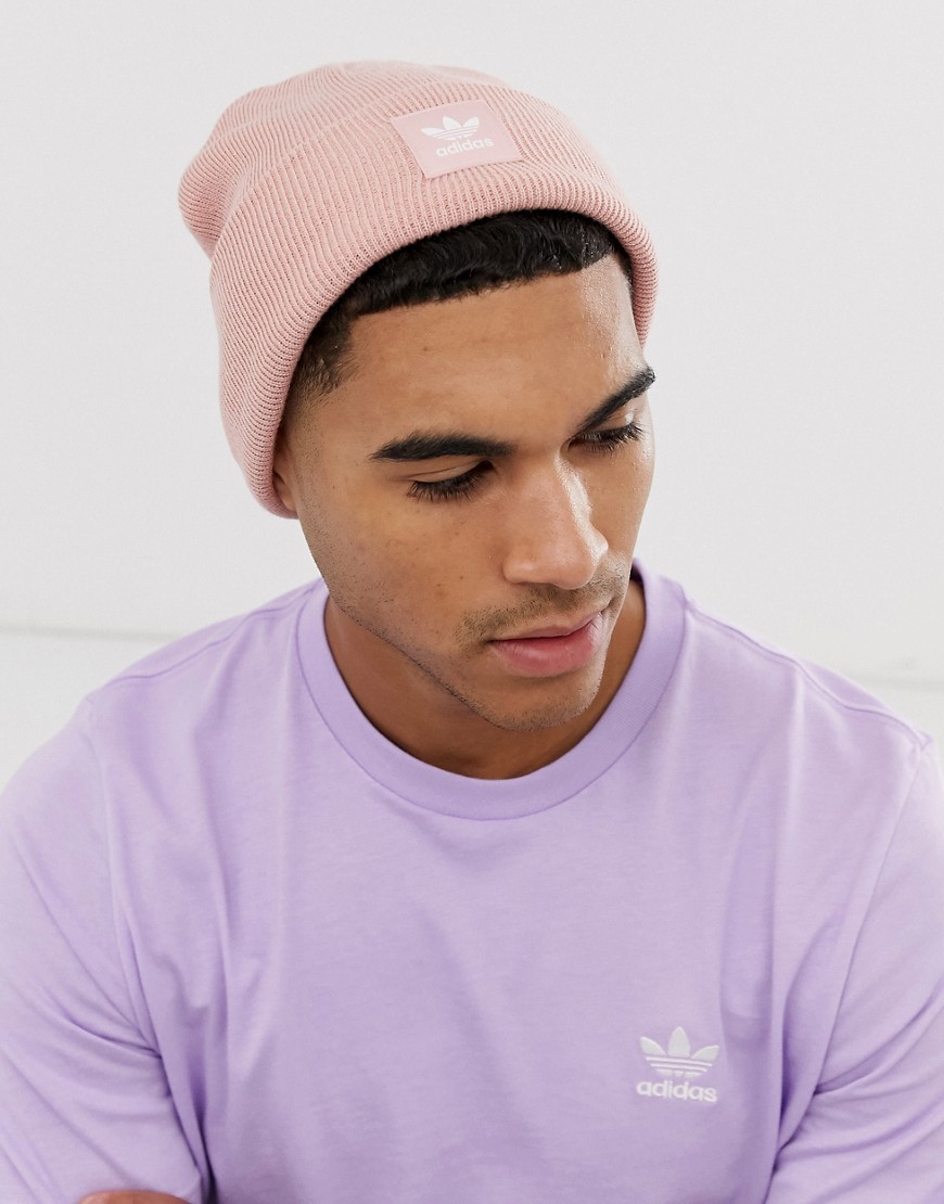 фото Розовая шапка-бини с логотипом adidas originals-розовый