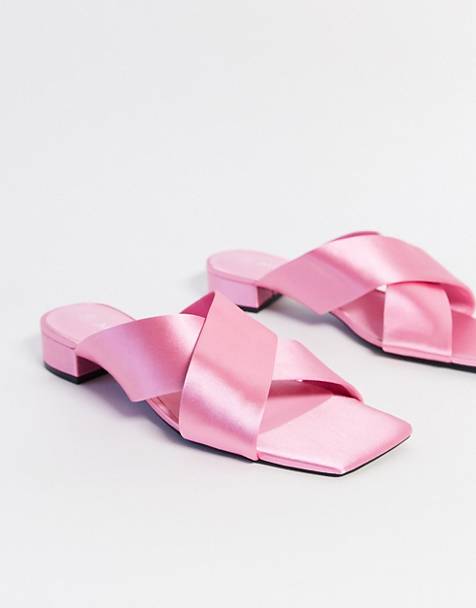 Розовые босоножки на каблуке с перекрестными ремешками Monki