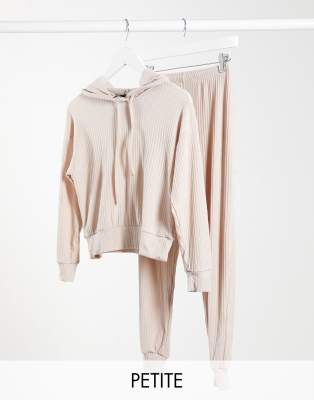 От комплекта Розовый комплект из топа и брюк New Look Petite-Коричневый цвет