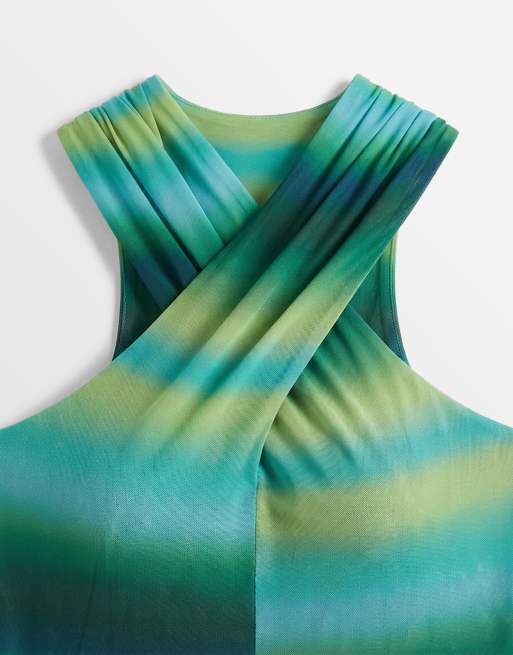 Ruched & Ready – Blå och grön, ombrefärgad maxiklänning i mesh med korsade band framtill, brottarringning och draperad midja, 7 av 7