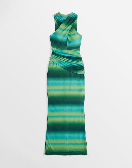 Ruched & Ready - Maxikjole i mesh med krydsende racerhals og draperet talje i blåt/grønt ombre-design, 5 af 7