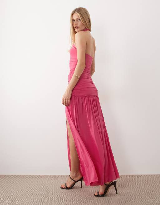 Ruched & Ready - Pink formgivende maxikjole med rynket livstykke, draperede sømkanter og åben slids, 3 af 4
