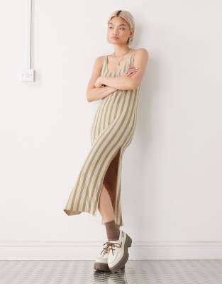 RVCA - Willow - Figurbetontes Kleid in Eukalyptus mit Riemchenträgern-Grün