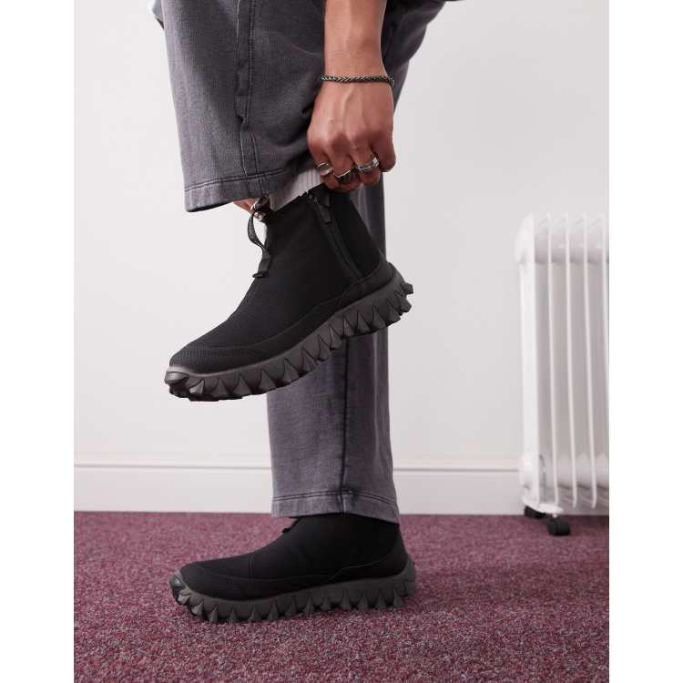 SALOMON CLOG MID【28cm】 Salomon Snowclog mid sneakers in black | ASOS