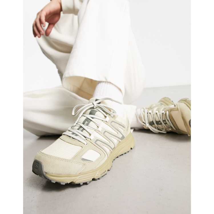 Indsigtsfuld ekstensivt Botanik Salomon X-Mission 4 suede unisex trainers in beige and white | ASOS