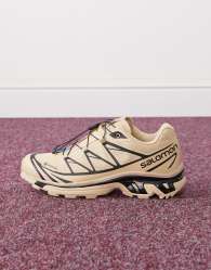 Salomon XT-6 GTX unisex trainers in safari and black