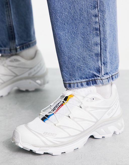 Salomon - XT-6 - Uniseks sneakers in wit en maansteen