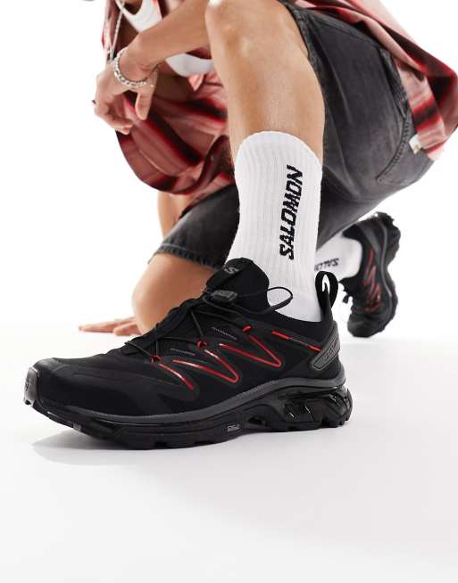 Salomon XT-Rush 2 trainers in Black / Magnet / Fiery Red, 3 of 5