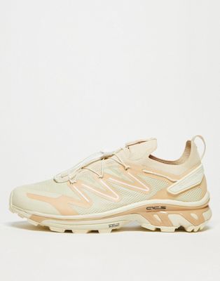 Salomon XT-Rush 2 trainers in bleached sand hazelnut and white