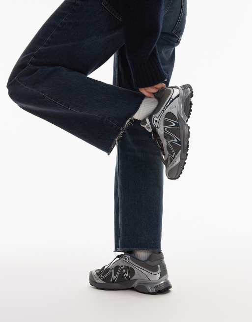 Salomon XT-Whisper trainers in silver, 5 of 5
