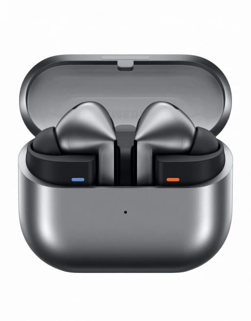 Samsung Galaxy Buds 3 Pro in Silver, 3 of 5