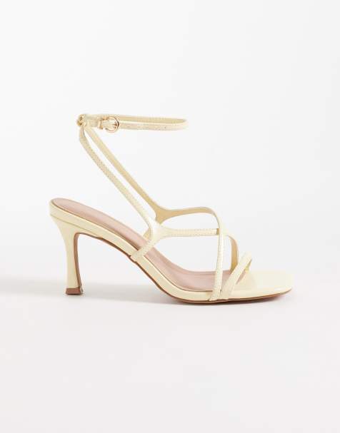 Sandalias amarillas de tacón de aguja con diseño de tiras de New Look - view 1