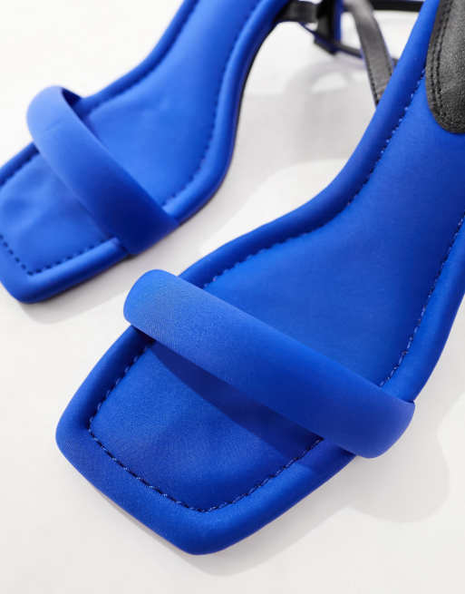 Sandalias azules minimalistas de tacón Halsey de ASOS DESIGN, 2 de 4